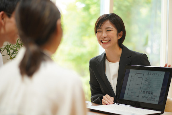 ブライダル業界で働きやすい職場を見極めるポイント