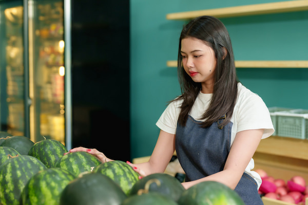 青果スタッフがブラックなのは本当？やめとけと言われる理由と働くメリットを比較