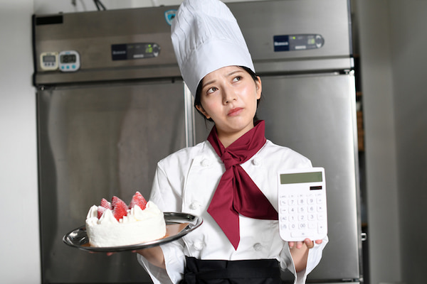 パティシエがきついと感じる4つの理由！仕事内容とやりがいも